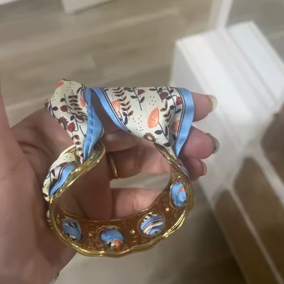 Retro Elegant Cuff 18K Gold Stainless Steel Silk Blue Floral Scarf Bracelet - Picture 2 of 5